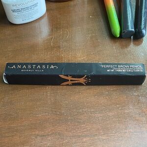 Anastasia Beverly Hills Brow Pencil in Black Box